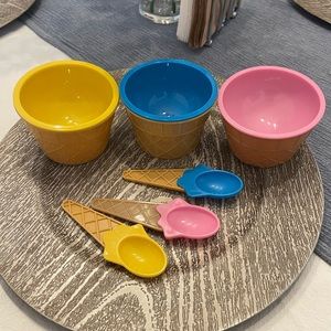 Ice Cream BPA-Free Plastic Dishes